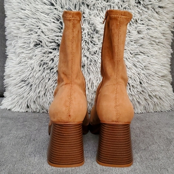 🆕️ Sugar Faux Suede Cognac High Ankle Boots SIZE: 11 M - Picture 7 of 7